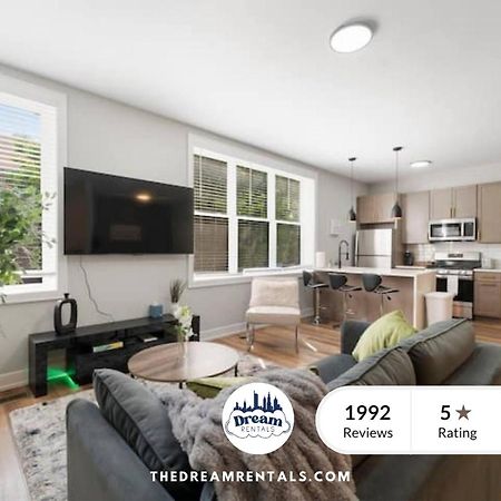 2 Bed & 3 Bath Chicago Condo Dış mekan fotoğraf